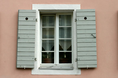 Fensterladen aus Holz - Typ Rundloch