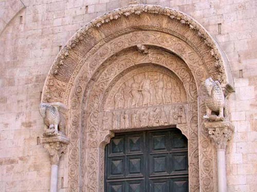 Kathedralenportal von Bitonto